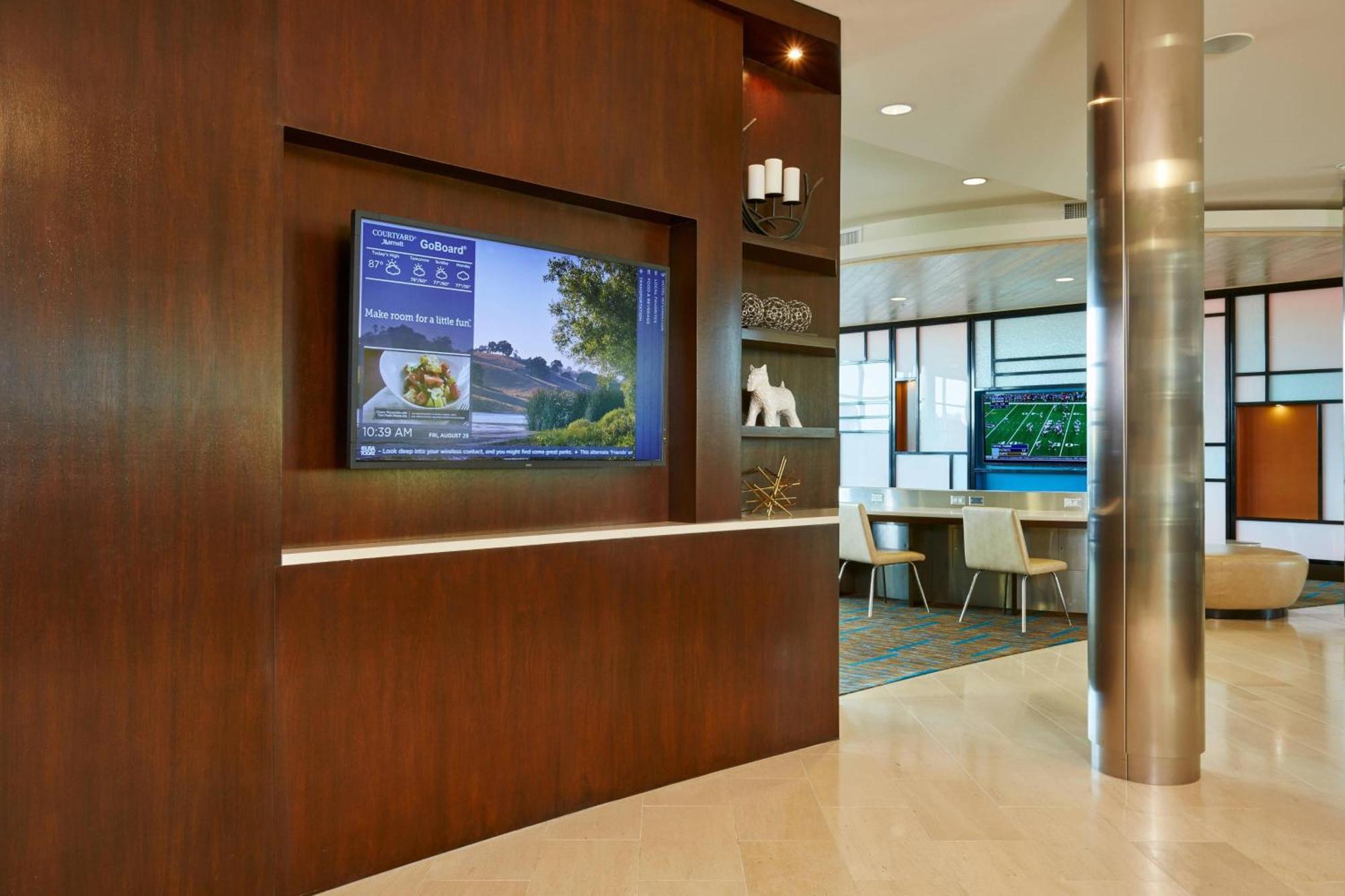 Courtyard By Marriott San Jose North/ Silicon Valley Exterior photo
