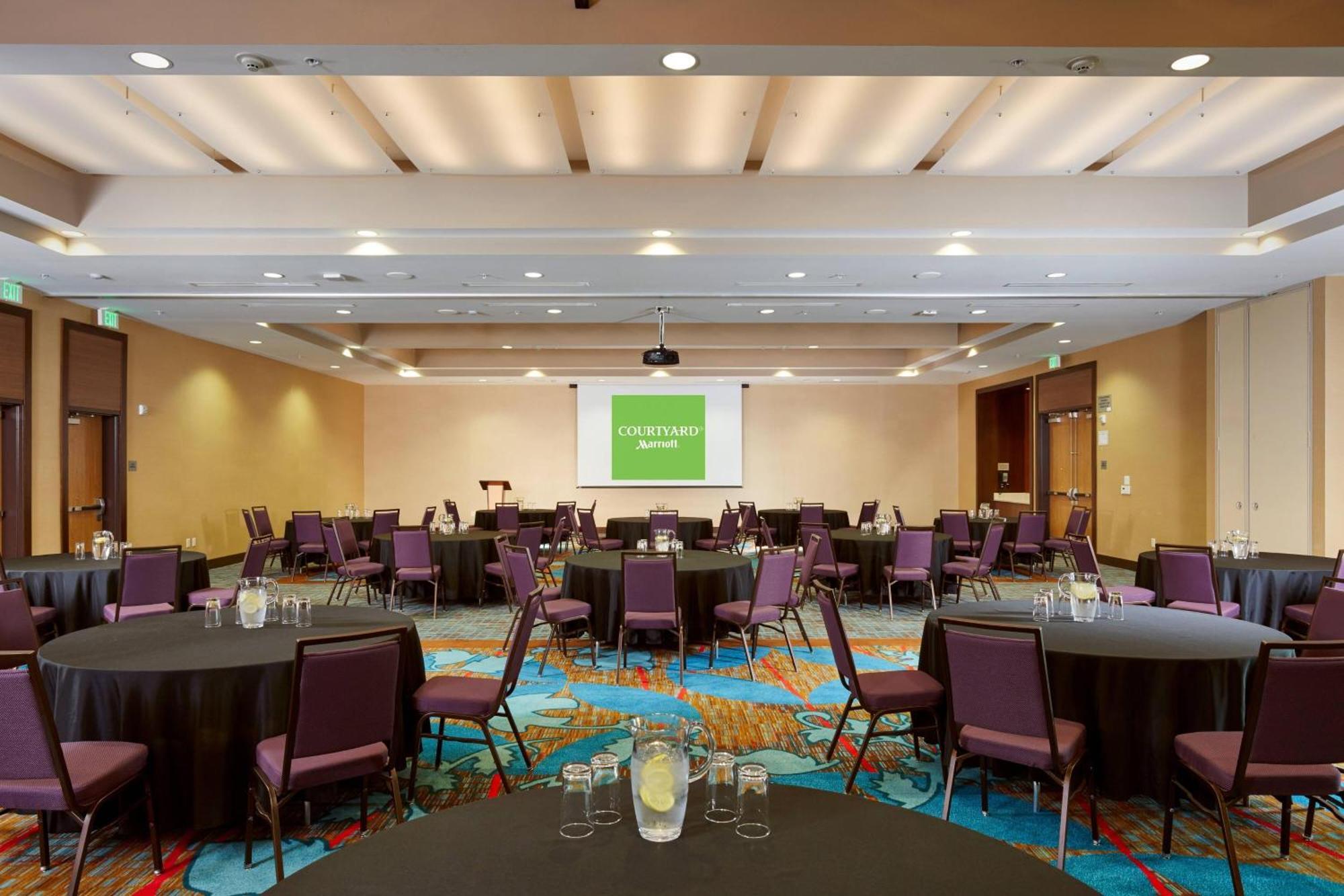 Courtyard By Marriott San Jose North/ Silicon Valley Exterior photo
